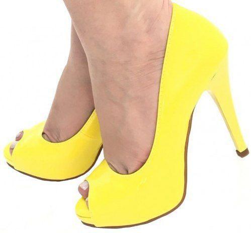 peep toe amarelo