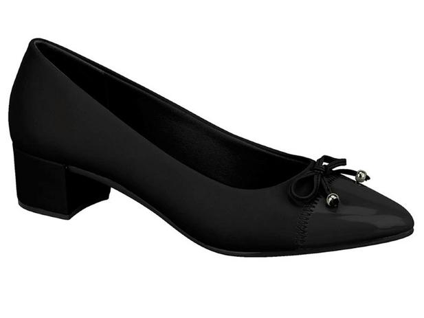 sapato baixo preto feminino