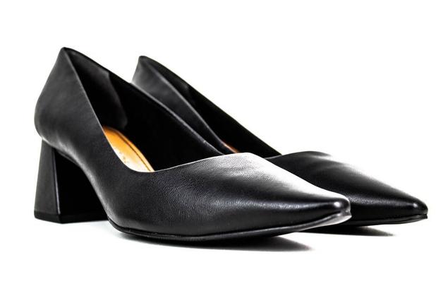 Sapato Loucos \u0026 Santos Feminino Preto L414 - Calçados Femininos - Magazine  Luiza