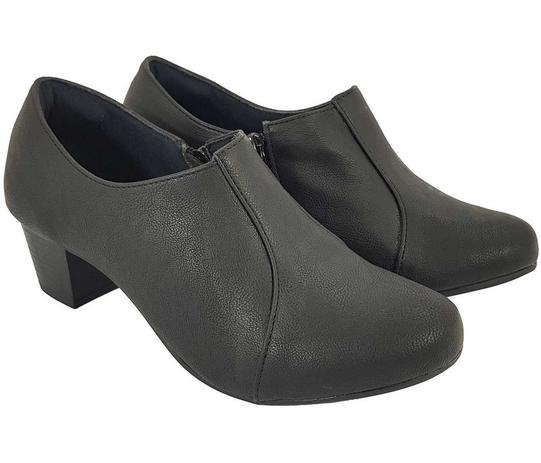 sapato salto grosso fechado