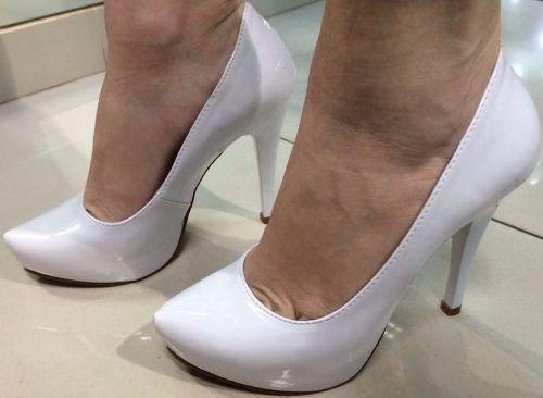 sapato branco feminino alto