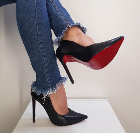 Sapato sola vermelha scarpin preto fosco bico fino salto alto 12 cm -  Andressa Blos - Scarpin Feminino - Magazine Luiza