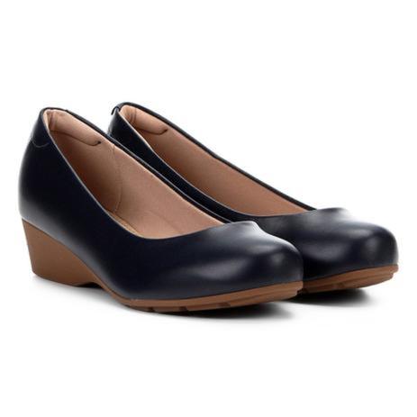 Scarpin Anabela em Couro Azul Marinho Usaflex