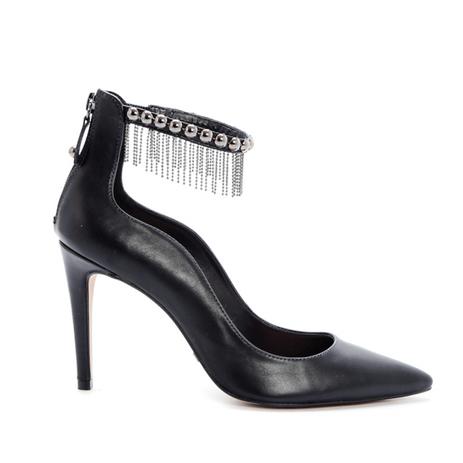 scarpin bico fino salto alto