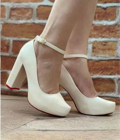 scarpin branco fosco