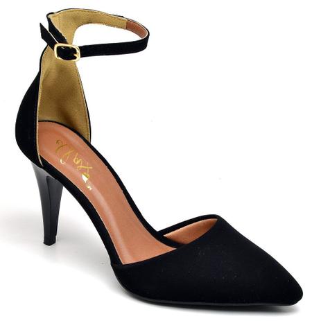 scarpin salto medio bico fino
