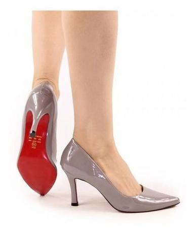 scarpin cinza escuro