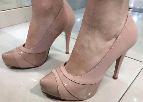 scarpin bege verniz