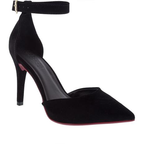 salto preto fino aberto