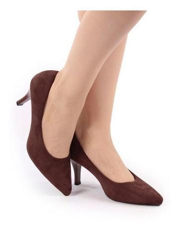 scarpin marrom