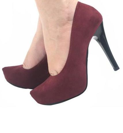 scarpin meia pata vinho