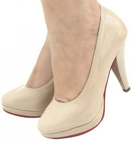 scarpin nude meia pata