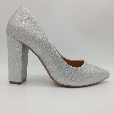 scarpin brilhoso