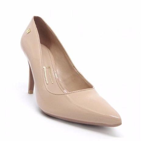 scarpin nude salto fino