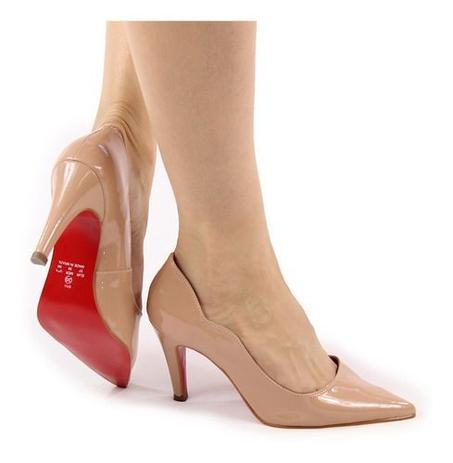 scarpin nude sola vermelha