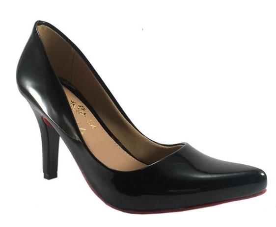 Scarpin Preto com Sola Vermelha Salto Fino Lolita L'Atelier