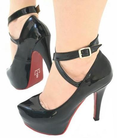 scarpin tiras