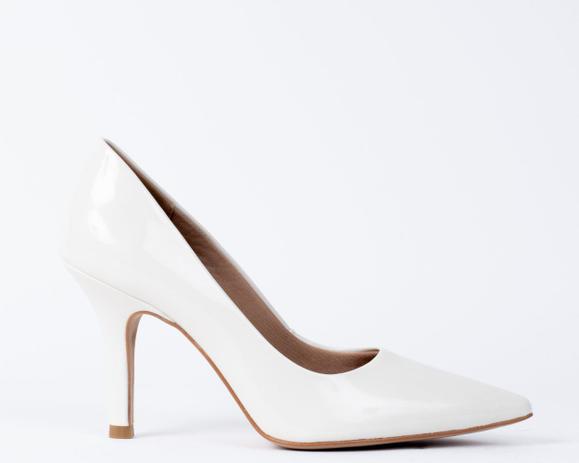 Scarpin Salto Fino 7cm Verniz Off White CBK - CHIBINSKI - Scarpin Feminino  - Magazine Luiza