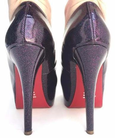 scarpin cor uva