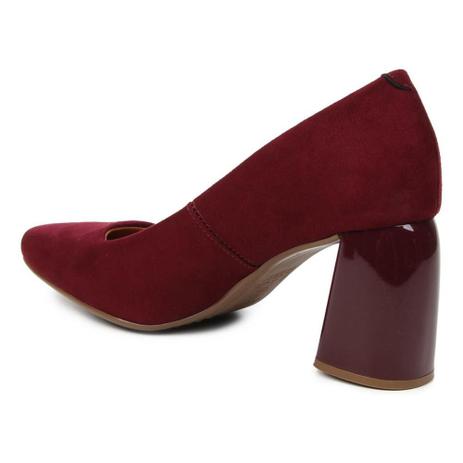 scarpin bico quadrado feminino