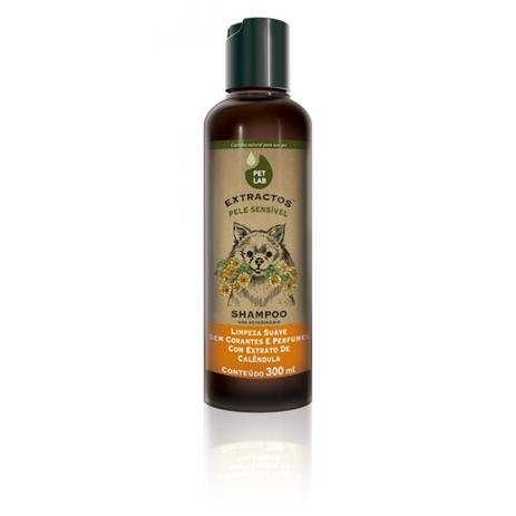 Shampoo PetLab para Cães com Pele Sensível - Calêndula 300ml Menor preço em Shampoo PetLab para Cães com Pele Sensível - Calêndula 300ml