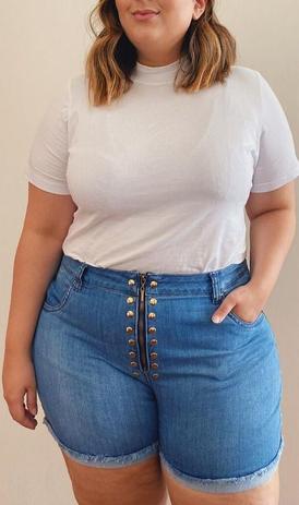 short jeans com ziper