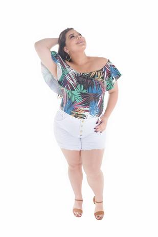 short branco plus size