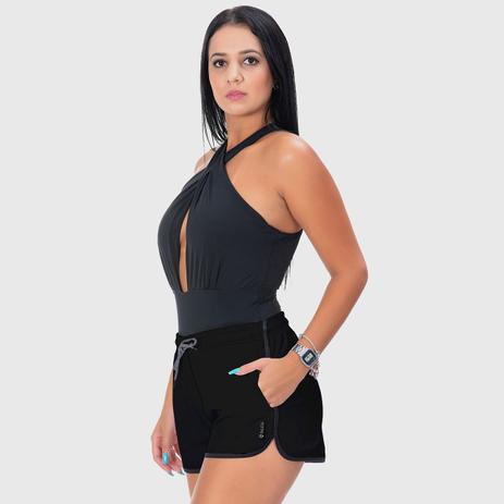 short preto feminino praia