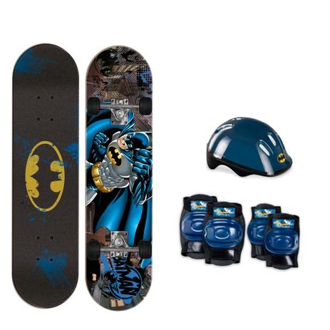 Skate Batman com Kit de Acessórios Preto - Fun Divirta-se Menor preço em Skate Batman com Kit de Acessórios Preto - Fun Divirta-se