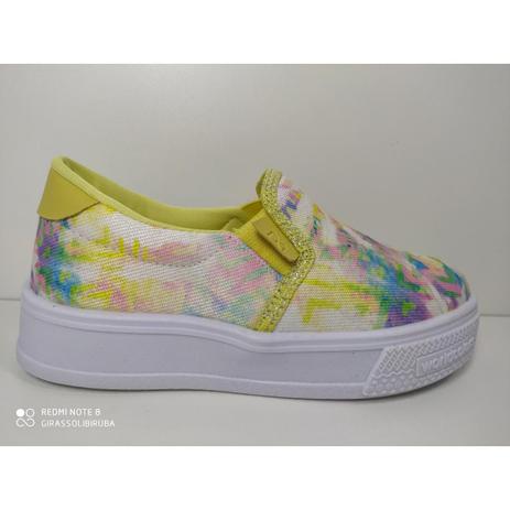 Slip on World Colors 155.001 2294 Duda Tie Dye - Slipper / Slip On Infantil  - Magazine Luiza