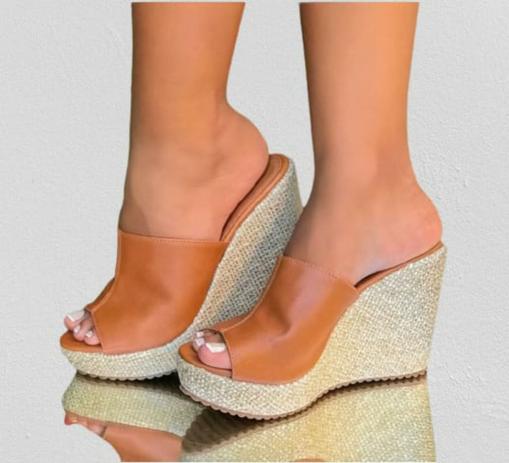 Tamanco Delazari Salto Anabela Caramelo - Tamanco Feminino - Magazine Luiza