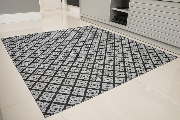 Tapete 1,00 X 1,40 Sala Quarto Escritório Preto Sem Pelo C2P14 - Tapetes junior é boa?