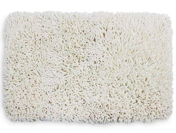 Tapete Antiderrapante Retangular Creme 50 X 80 Cm Macio Confortável Sala Cozinha Quarto Além Mar - Alem mar é boa?