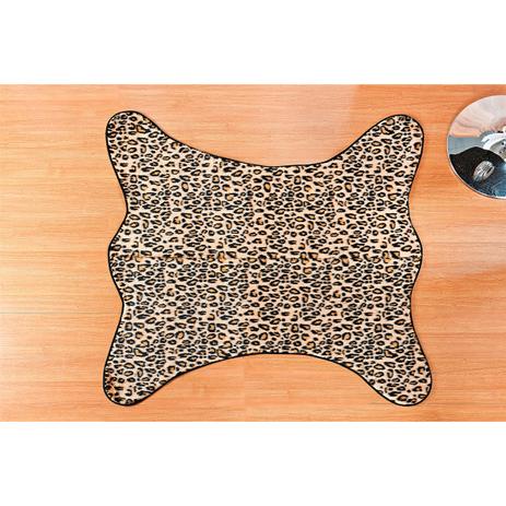 Tapete Formato Caçador 125x118cm Leopardo - Guga tapetes Menor preço em Tapete Formato Caçador 125x118cm Leopardo - Guga tapetes