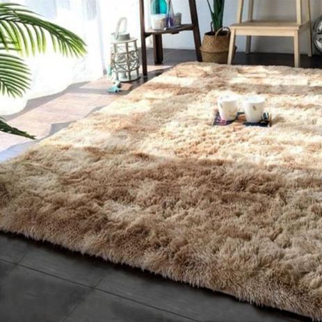 Tapete para Sala com Pele de Carneiro Artificial Formato Retangular 2,00x2,40cm Casen Menor preço em Tapete para Sala com Pele de Carneiro Artificial Formato Retangular 2,00x2,40cm Casen
