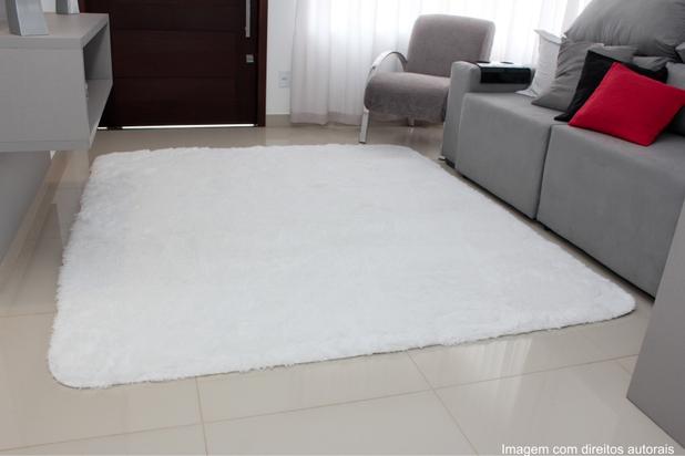 Tapete para sala peludo felpudo 1,40x1,00 Branco - Costa oro/emperatex é ruim? Tapete para sala peludo felpudo 1,40x1,00 Branco - Costa oro/emperatex é boa?