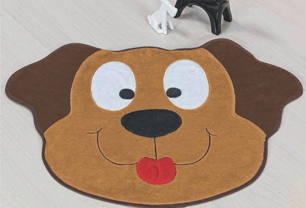 Tapete Pelúcia Cachorro Caramelo Quarto Infantil Criança Fofo e Macio Decorativo - Guga tapetes é boa?