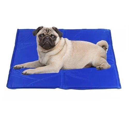 Tapete Refrescante Gelado 65cm X 50cm Cães E Gatos + Brinde - Industria nacional Menor preço em Tapete Refrescante Gelado 65cm X 50cm Cães E Gatos + Brinde - Industria nacional