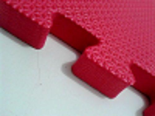 Tapete Tatame Eva Grande 100x100x1cm 1x1 10mm Vermelho - Eva tecnica Menor preço em Tapete Tatame Eva Grande 100x100x1cm 1x1 10mm Vermelho - Eva tecnica