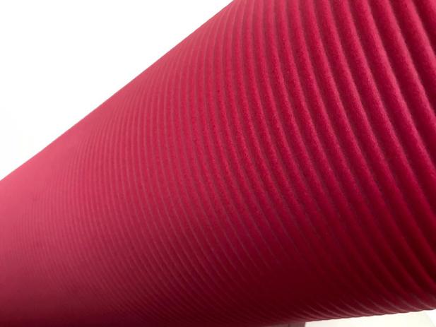 Tapete yoga/pilates WCT Fitness 173612cm 5000620 Menor preço em Tapete yoga/pilates WCT Fitness 173612cm 5000620