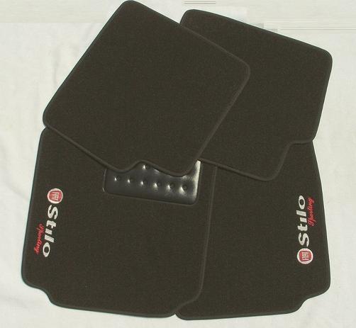 Tapetes Personalizados Sporting Pr Stilo Fiat Dualogic 1.8 - Eurocarpet Menor preço em Tapetes Personalizados Sporting Pr Stilo Fiat Dualogic 1.8 - Eurocarpet