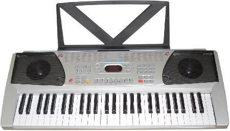 Teclado musical 558 bivolt - memória para gravação em tempo real - 100 sons variados - Csr é boa?