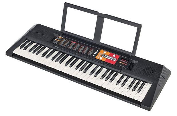 Teclado Musical Arranjador PSR F51 - YAMAHA é ruim? Teclado Musical Arranjador PSR F51 - YAMAHA é boa?