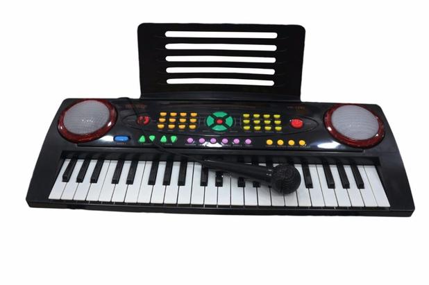 Teclado Musical Infantil com Microfone, Fonte e suporte para Partituras 44 teclas YM-238C - Turbinho é boa?