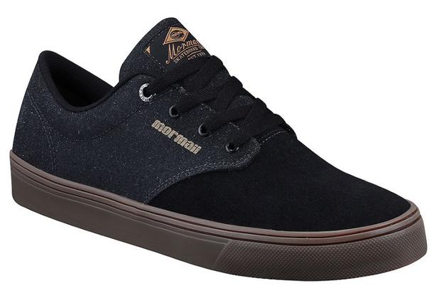 Tenis Couro Jack Black Gum Unissex 100 Original Mormaii + Mochila Menor preço em Tenis Couro Jack Black Gum Unissex 100 Original Mormaii + Mochila