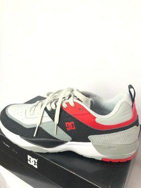 tenis dc tribeka