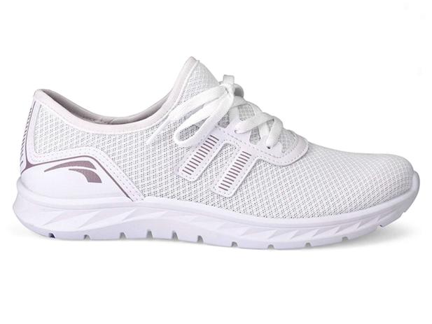 tenis branco esportivo