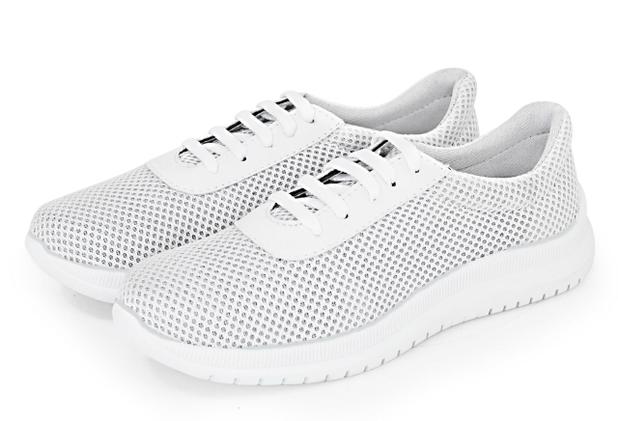 tenis branco feminino caminhada