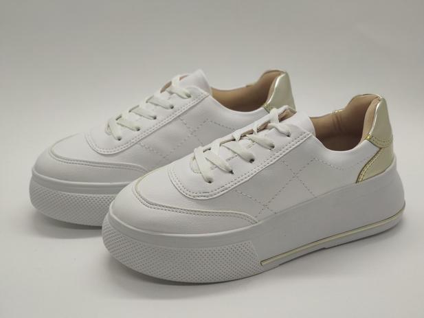 Tênis feminino com cadarço e solado alto marca Renata Mello cor branco -  Tênis Feminino - Magazine Luiza