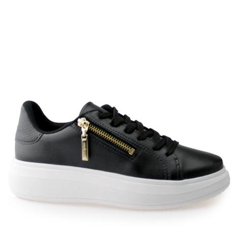 tenis preto estiloso feminino